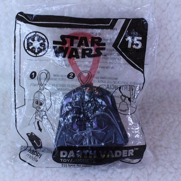 DARTH‎ VADER DISNEY STAR WARS #15 - W/BACKPACK CLIP NIP - Picture 1 of 4